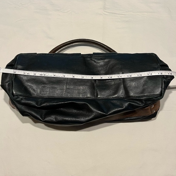 See By Chloé black leather crossbody tote bag - Picture 11 of 14